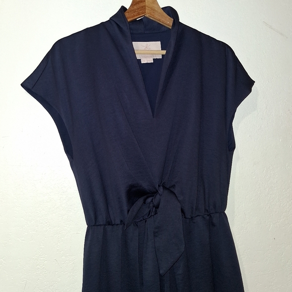 GAL MEETS GLAM Margie Midi Dress - Picture 5 of 8